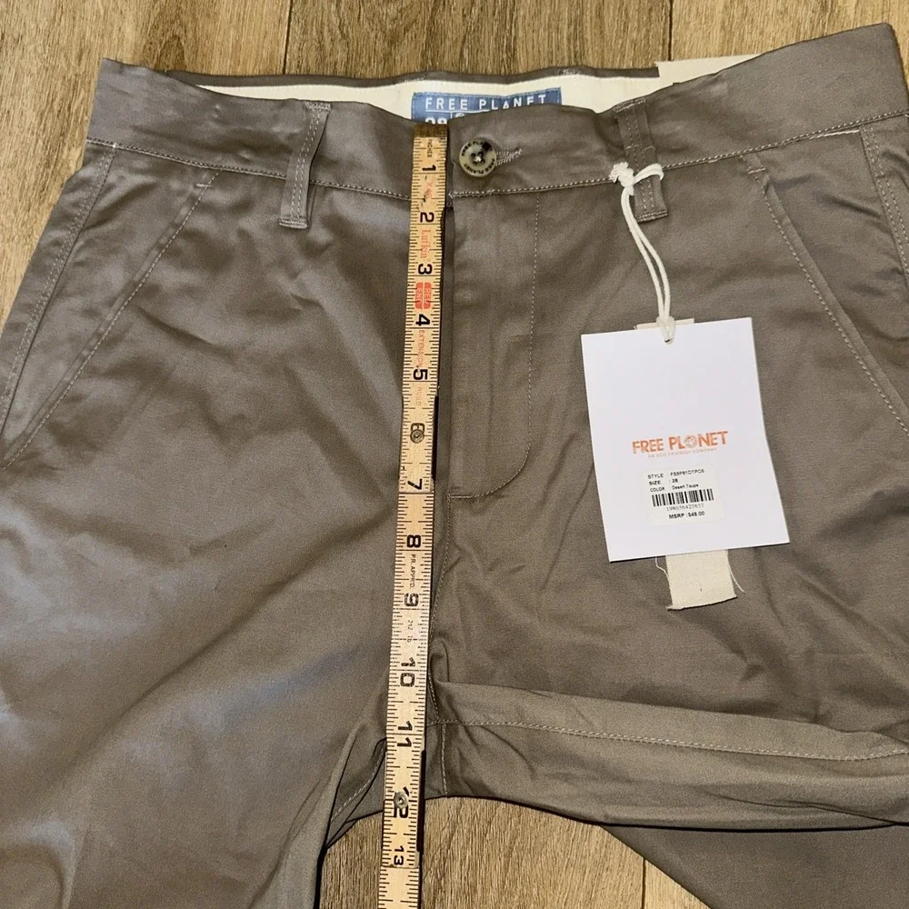 Free Planet Men's Stretch Chino Shorts‎ Preppy Desert Taupe Size 28 NEW